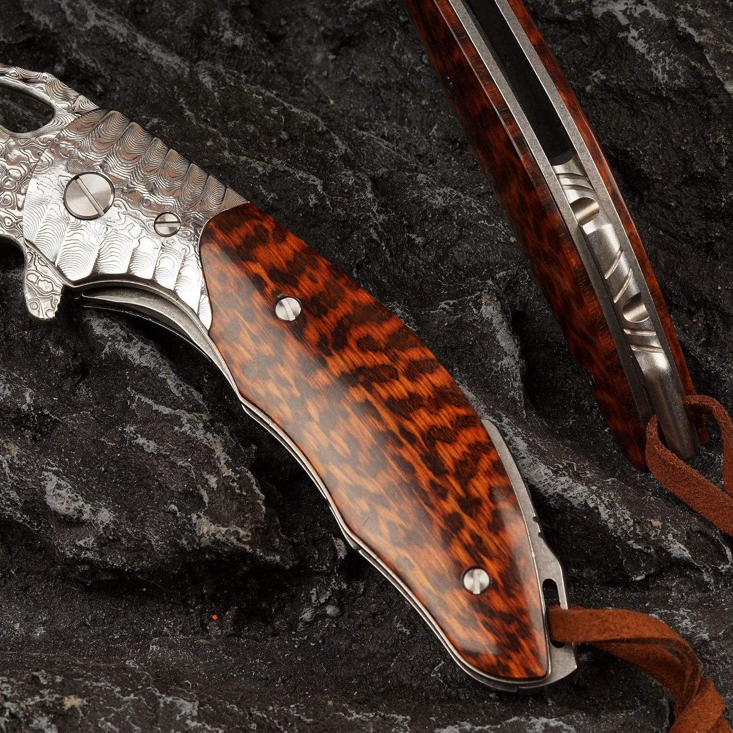 3.54Inch Handmade EDC Tactical Folding Knife,Damascus Steel Blade, Snake Wood Handle