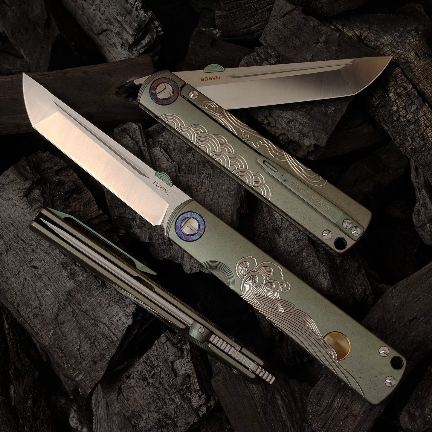 High Hardness Pocket Knife Camouflage,CPM-S35VN Powder Steel,Tc4 Titanium Alloy Handle