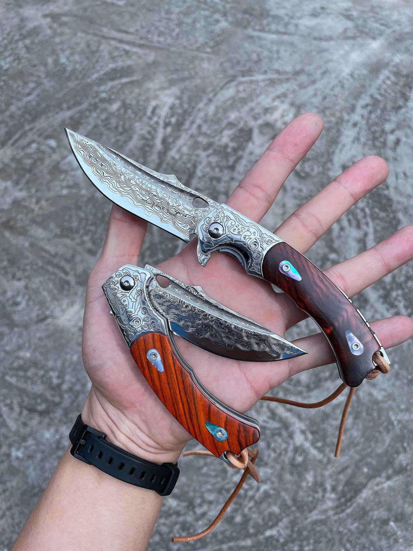 3.3 Inch Japanese Folding Knife,VG10 Damascus Steel,Rosewood, Liner Lock