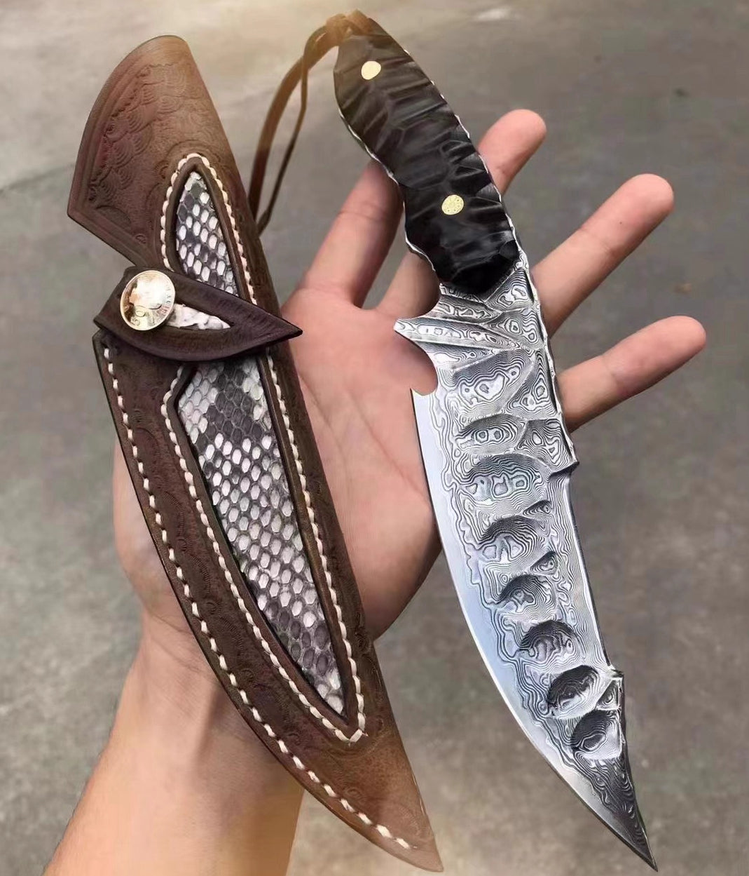 3.39 Inch Outdoor Full Tang Fixed Blade Knife, 67 Layers VG10 Steel, Ebony Wood Handle